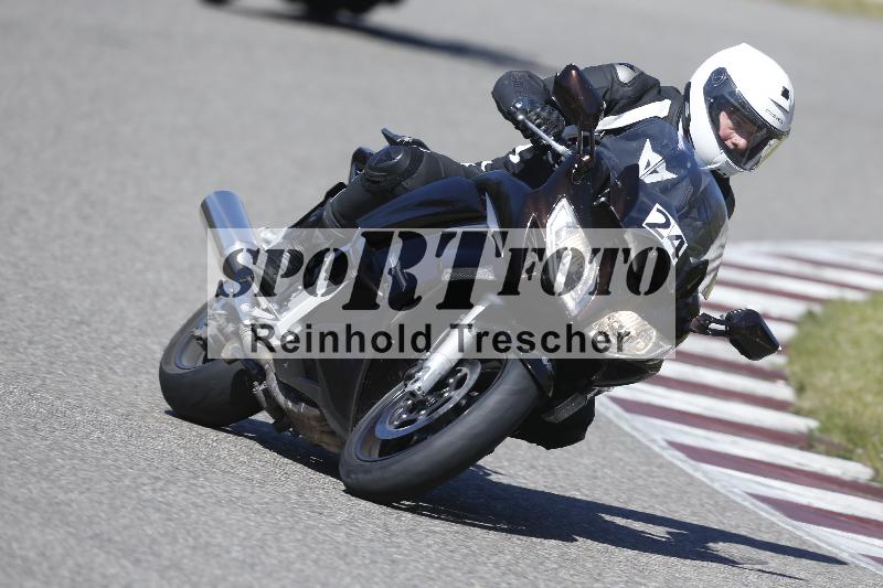 /06 08.04.2026 Cornu Master School ADR/Gruppe blau/24